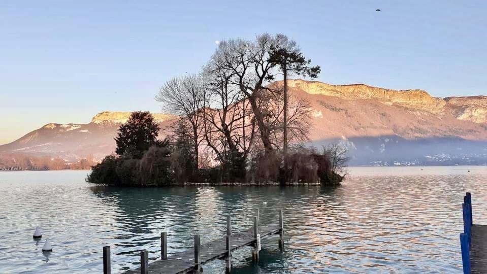Appart Cosy Proche Du Lac Avec Terrasse Annecy Eksteriør bilde